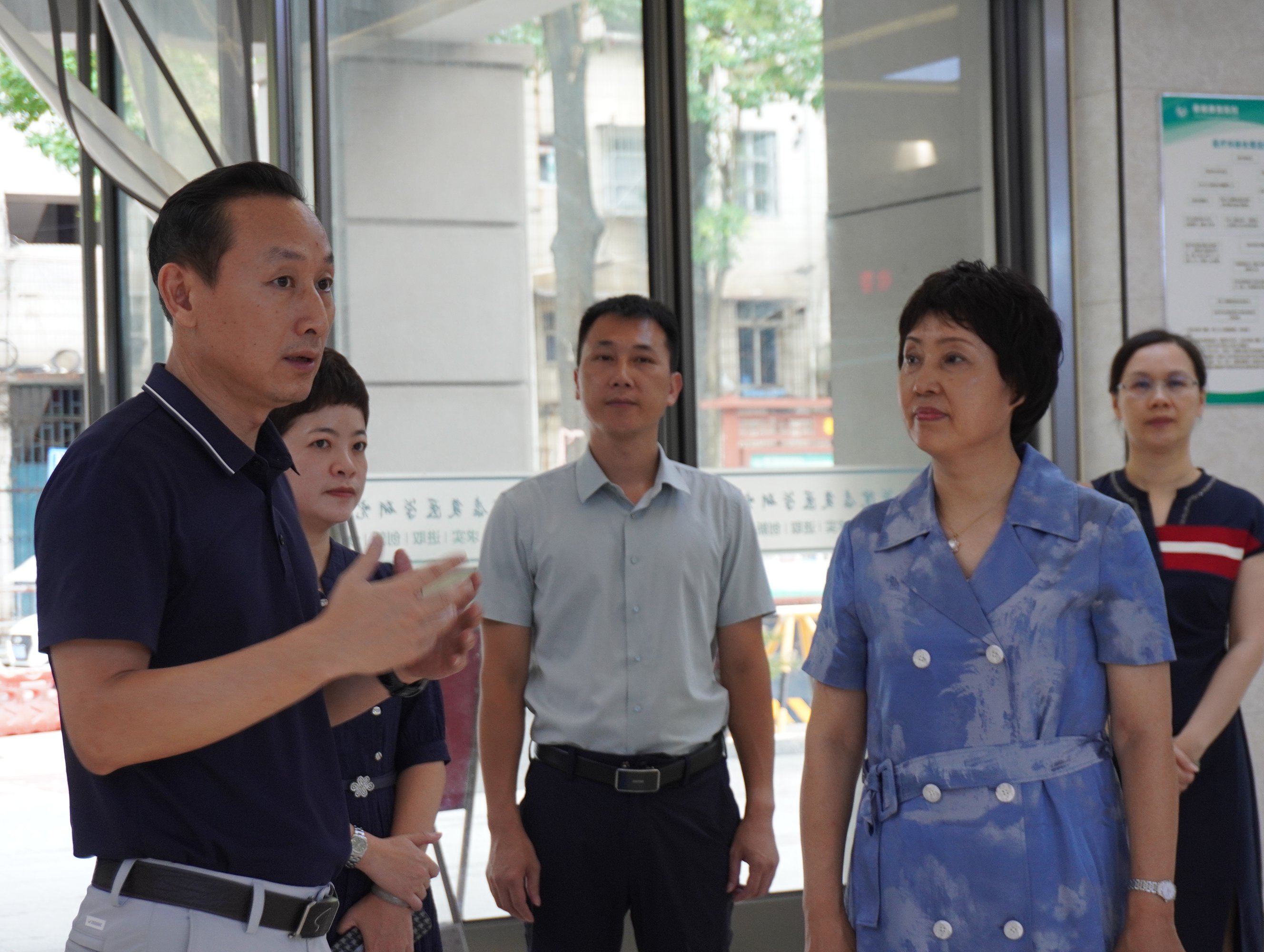 桂蒙两地残疾人福利基金会联合考察团莅临南宁春暖康复医院 调研推进 “八桂